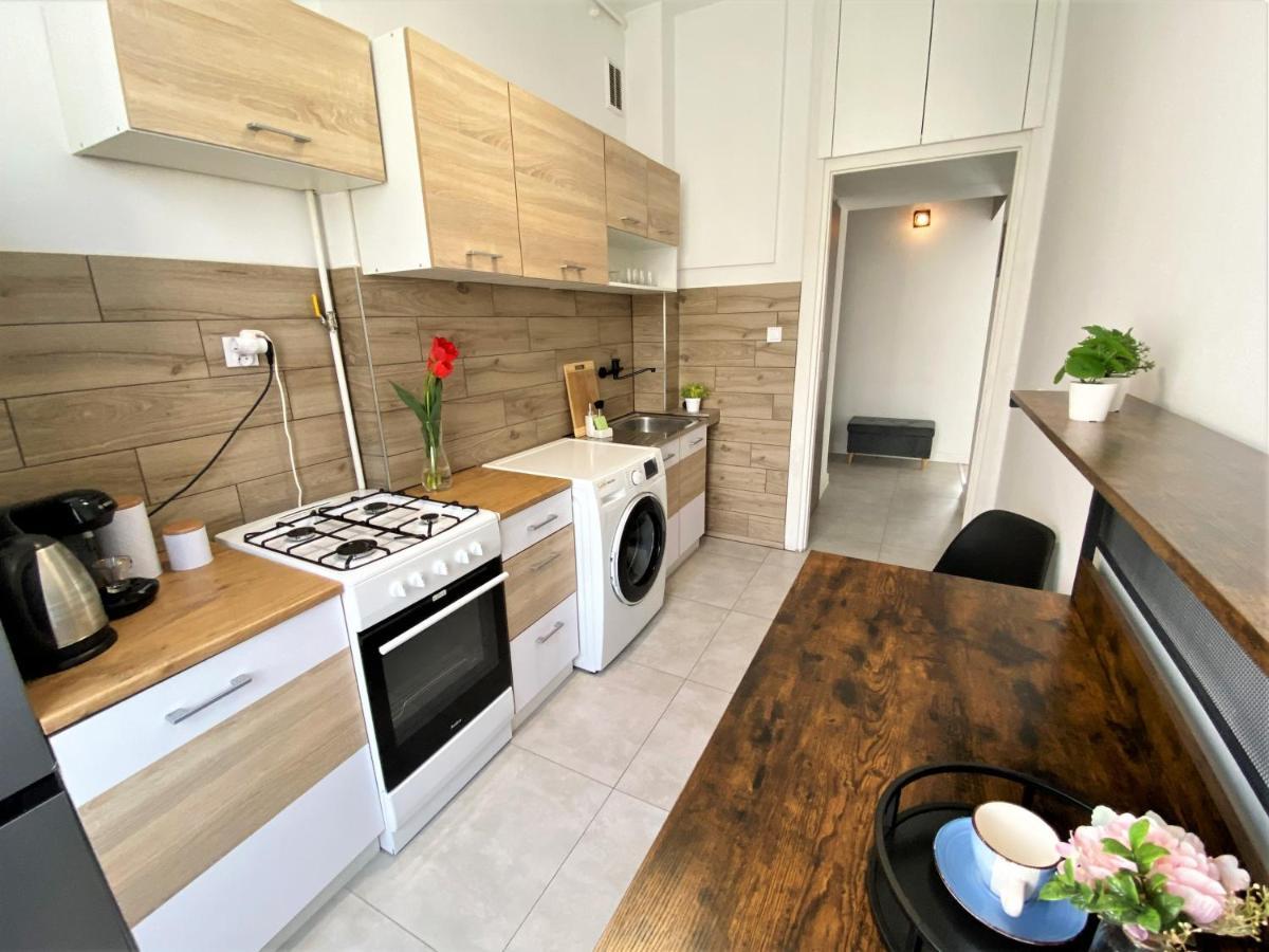 Apartament Midnight Blue Mielec Eksteriør bilde